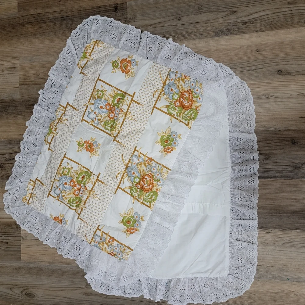 Set Of 2 Handmade Floral White Eyelet Lace Pillow Shams Cottage Core